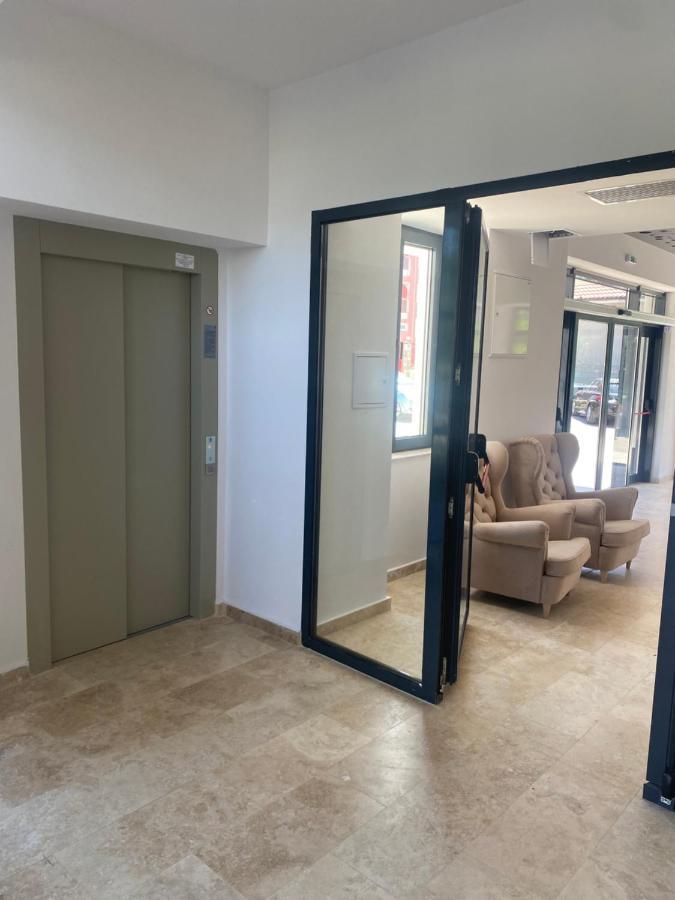 Hotel Alis إيفوري نورد المظهر الخارجي الصورة